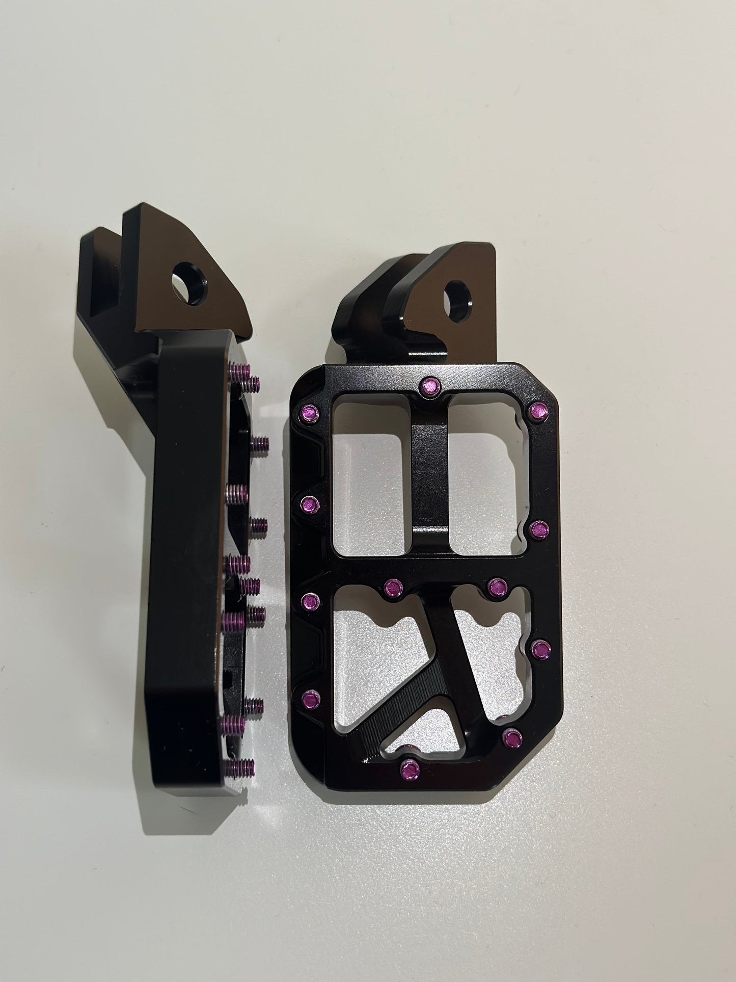 Mxp foot pegs 3 week pre order